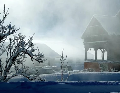 Miniatura: Zamiecie śnieżne, marznące mgły i...