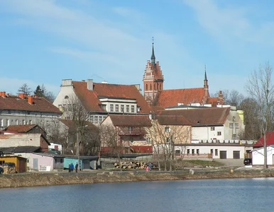 Miniatura: Nowe uzdrowisko, zieleń, a kuracjuszy...