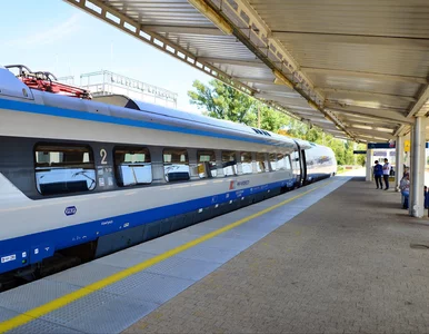 Miniatura: Hit na wakacje. Więcej biletów PKP...