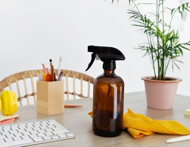 Miniatura: Ten domowy spray pachnie jak luksusowe...