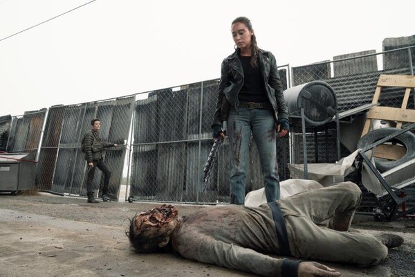 Miniatura: „Fear the Walking Dead” powraca! Zobacz...