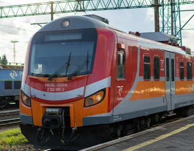 Miniatura: Przełom po 14 latach. Pociągi do kultowego...