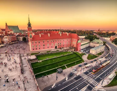 Miniatura: Do tych atrakcji ustawią się długie...