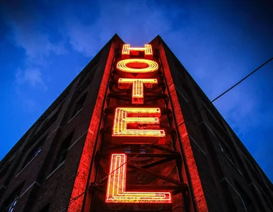 Miniatura: Booking.com wprowadzała w błąd. Przyzna...