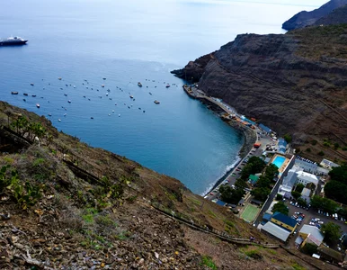 Miniatura: Jedyne lotnisko na wyspie zamknięte....