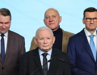 Miniatura: Kaczyński gasi pożar w PiS. Tak...