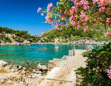 Miniatura: Słońce i pokój z widokiem na morze....