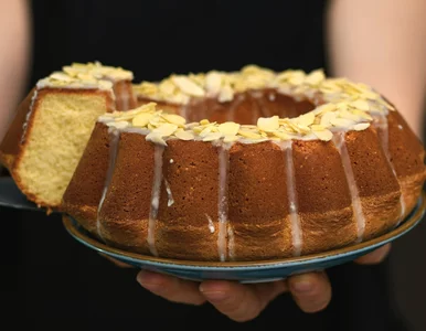 Miniatura: Wiele osób piecze babkę na maśle. Ten...