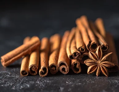 Miniatura: Uwielbiasz cynamon jesienią? Dietetyczka...