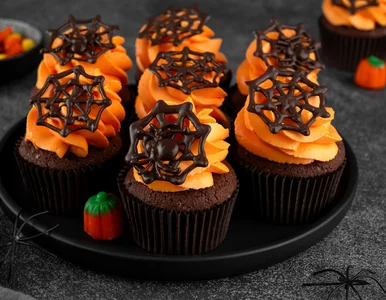 Miniatura: Przepis na moje halloweenowe babeczki chcą...