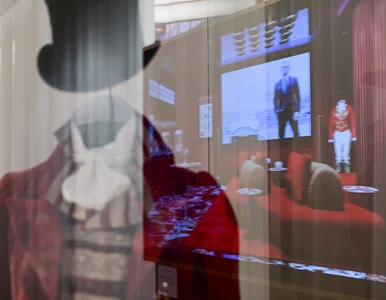 Miniatura: Ikony XX w Warszawie