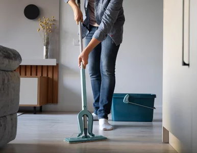 Miniatura: Tym sposobem czyszczę podłogę, pralkę i...