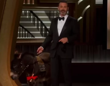 Miniatura: Oscary 2023. Jimmy Kimmel wprowadził na...