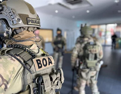 Miniatura: Finał obławy po strzelaninie w Łodzi....