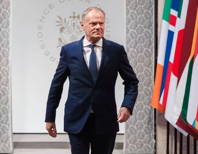 Miniatura: Tusk chciał wysłać żołnierzy na...