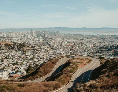Miniatura: San Francisco – miasto wzgórz, mgły i...