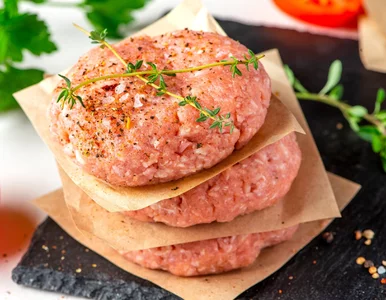 Miniatura: To ulubione mięso Polaków szkodzi...