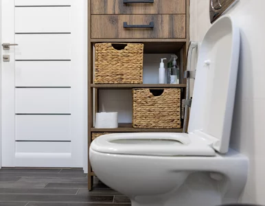 Miniatura: Wyciśnij, poczekaj, wytrzyj. Żółte plamy z...