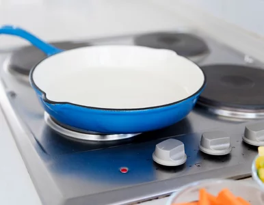 Miniatura: W końcu patent na przypaloną patelnię –...