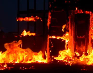 Miniatura: Tragiczny pożar w klubie nocnym w Indiach....