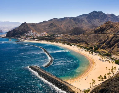 Miniatura: Problem na uwielbianej wyspie. Trzeba było...