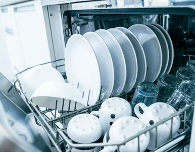 Miniatura: Proste sposoby, by naczynia wreszcie...