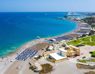 Miniatura: Dobre kierunki na rodzinne wakacje....