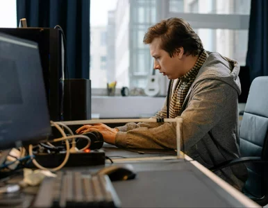 Miniatura: Korzyści dla praownika a staż pracy. Nowe...