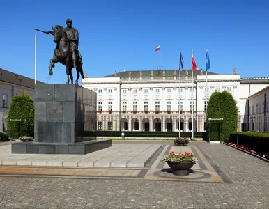 Miniatura: Przeniesienie Okrągłego Stołu. Polacy...