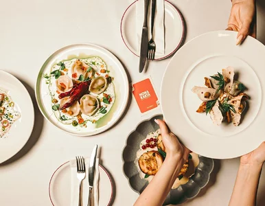 Miniatura: Hala Koszyki przedstawia Nową Kartę...