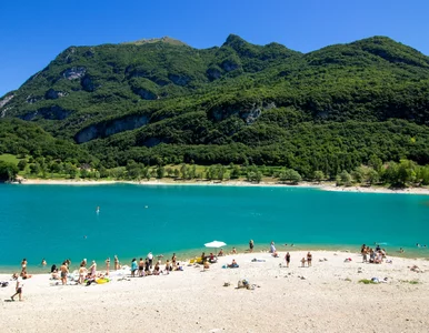 Miniatura: Niczym znane jezioro, ale mniej tłoczne....