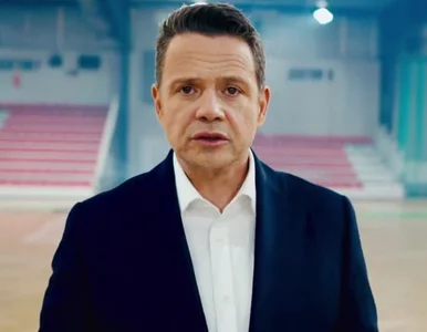 Miniatura: Trzaskowski schował flagę LGBT+. Wyborcy...