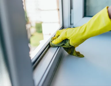 Miniatura: Rozmieszaj to z wodą i nałóż na...