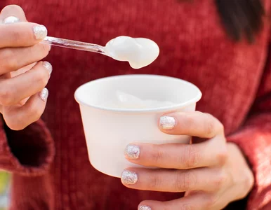 Miniatura: Ten skyr z Biedronki kusi smakiem, ale...