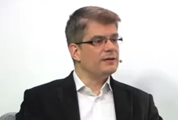 Prowadził między innymi „Teleexpress” i „Kawa czy herbata?”