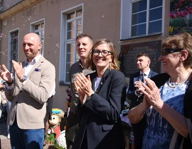 Miniatura: Odeszła z Razem, w kampanii atakuje własny...