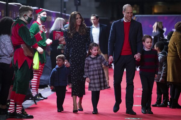 Miniatura: Londyn. Kate i William z dziećmi debiutują...