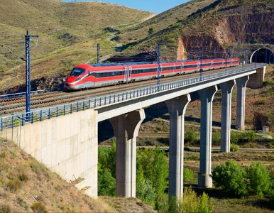 Miniatura: Bilety na pociąg za 9 euro. Wielka...