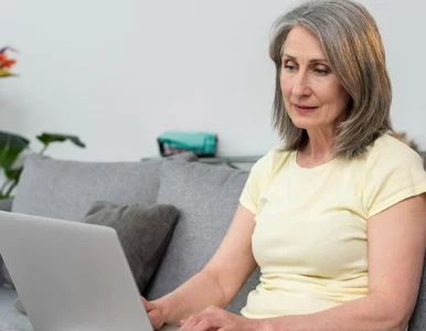 Miniatura: Kolejki do ZUS-u odchodzą do przeszłości....