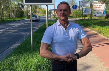 Na zdjęciu jest: