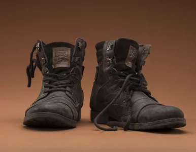 Miniatura: Gdzie wyrzucić stare buty? Jeden błąd może...