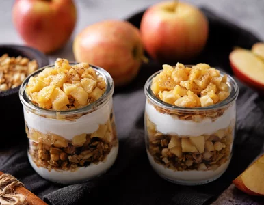 Miniatura: Jesienią robię tylko tę fit szarlotkę bez...