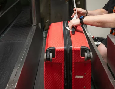 Miniatura: Nie oznaczaj tak walizki, bo możesz mieć...