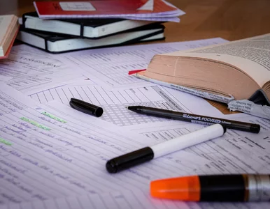 Miniatura: Matura 2026. Czy można mieć telefon na...