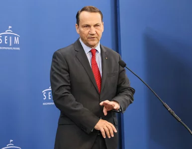 Miniatura: Minister się zaszczepił przeciwko COVID....