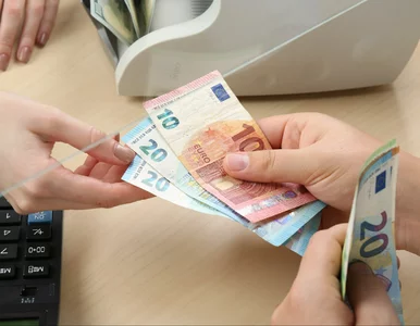 Miniatura: Kursy walut 2 lipca 2025. Po ile frank...