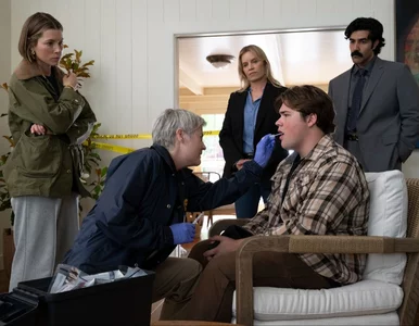 Miniatura: Miniserial idealny na weekendowy seans....