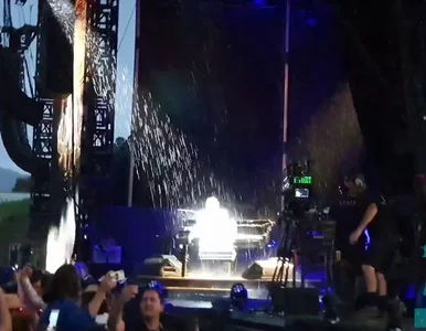 Miniatura: Elton John przerwał koncert przez burzę i...