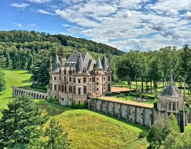 Miniatura: Wyjątkowy zamek z telewizyjnego hitu. Tyle...