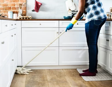 Miniatura: Kobiety wciąż na drugim etacie. Czy to...